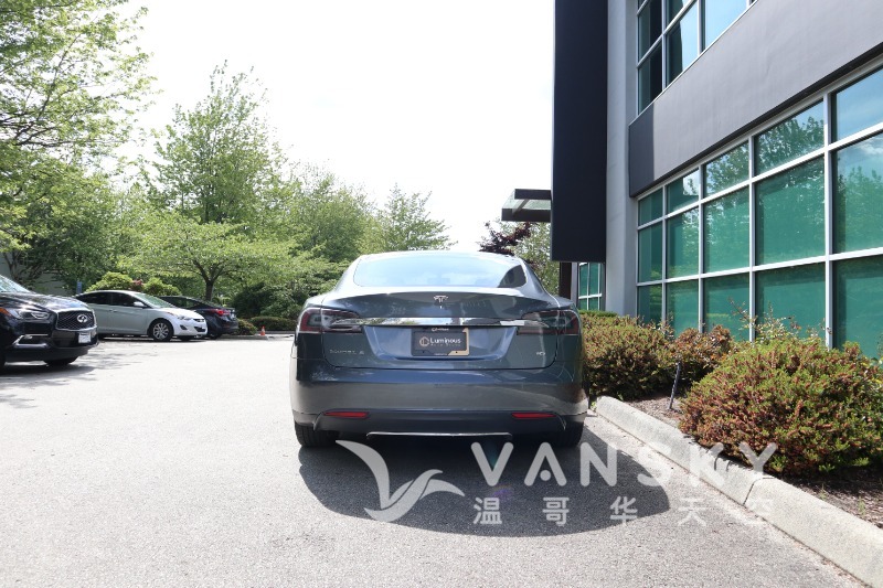 250914122108_2014 Tesla Model S 85 Grey 12.JPG